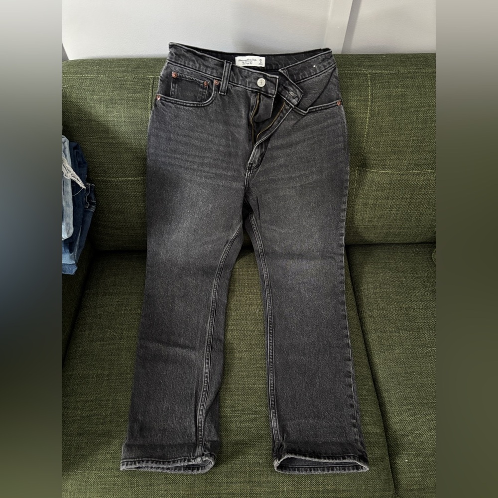 Abercrombie & Fitch Women's Black Straight Leg Jeans